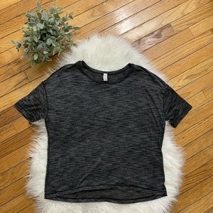Lululemon Size 6 Gray Short Sleeve Shirt Hi Low